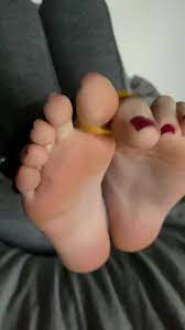 Averyysfeet My Little Feet Are All Tied Up Would You Take Advantage Of It  xxx onlyfans