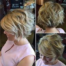 I Want Her Soft Wavy Curls Cheveux Courts Coiffure Courte Coiffure