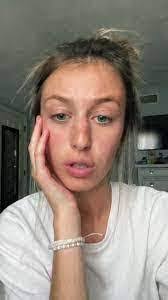 Erika Schill's Instagram, Twitter & Facebook