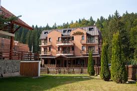 This hotel is home to 4 onsite restaurants, perfect for a quick bite to eat. Pensiunea Pantheon Bewertungen Fotos Preisvergleich Poiana Brasov Brasov County Rumanien Tripadvisor