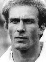 Er galt bei vielen als marionette, als sportdirektor von bayern münchen ohne mitspracherecht. Karl Heinz Rummenigge Wikipedia