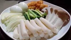No festival day, anniversary, or celebrations is complete without them. How To Make Spicy Korean Rice Cake Ddeokbokki Tteokbokki ë–¡ë³¶ì´ Youtube