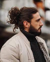 Charming Hairstyles For Long Hair Men To Make You The Center Of Atte Penteado Masculino Cabelo Grande Cabelo Longo Masculino Ondulado Cabelo Comprido Masculino