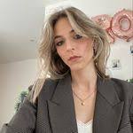 Laura Briffa's Instagram, Twitter & Facebook