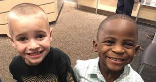 Beholder rising a picture blog site containing some of the most amazing, most breathtaking, most stunning, boys that i've ever come across online. White Boy Gets Same Haircut As Black Best Friend To Confuse Their Teacher Elite Readers