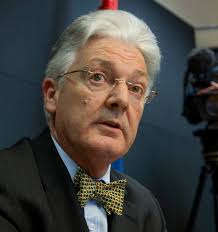 Peter Dunn aware of 'urgent' multinational tax issue