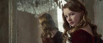 The Secret Of Moonacre Screenshots Young Actress Reviews The Secret Of Moonacre Dakota Blue Richards Actresses