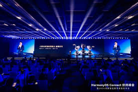 鸿蒙智选峰会启幕小豚当家携鲸瞳系列布局全场景智慧安防_TOM生活