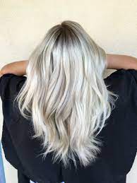 Amazing Icy Blonde Hair Ash Blonde Wavey Hair Done By Alexaa3 In Az At Habit Salon Icy Blonde Hair Girl Hair Colors Hair Styles