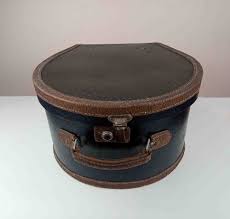 Vintage Brown Leather Hat Box Brown Vintage Hat Box Etsy Brown Leather Hat Vintage Hat Boxes Vintage Brown