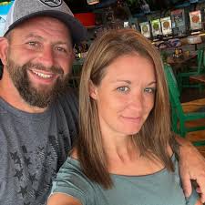 Who can install an inground pool with liner in Lakeland?