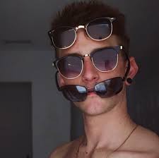 Duane Livingston (@dwizzled) • Facebook