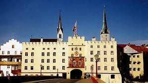 The price is $138 per night from jun 16 to jun 16$138. D 0283 Bayern Wasserburg Am Inn Stadttor Deutschland Schoener Reisen Forum Reiseberichte Aus Aller Welt