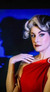 Lizzie Thomas AWAKENING Tour