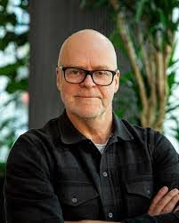 Dylan Priest's Instagram, Twitter & Facebook