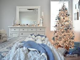 Stunning Ways To Decorate A Silver Christmas Tree Treetopia