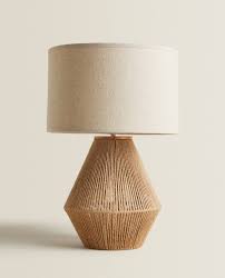 Epingle Par Julie Veille Sur Deco En 2020 Zara Home Lampes Maison Eclairage Du Salon