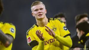 ويقول موقع sport1 أن عرض اليونايتد الرسمي الثالث بقيمة Ø§Ù‡ØªÙ…Ø§Ù… Ø§Ù„Ù†Ø±ÙˆÙŠØ¬ Ø¨Ø§Ù„Ø¨ÙˆÙ†Ø¯Ø³Ù„ÙŠØºØ§ ÙŠØ´ØªØ¹Ù„ ÙˆØ§Ù„Ø³Ø¨Ø¨ ÙÙŠ Ø¯ÙˆØ±ØªÙ…ÙˆÙ†Ø¯ Ø±ÙŠØ§Ø¶Ø© ØªÙ‚Ø§Ø±ÙŠØ± ÙˆØªØ­Ù„ÙŠÙ„Ø§Øª Ù„Ø£Ù‡Ù… Ø§Ù„Ø£Ø­Ø¯Ø§Ø« Ø§Ù„Ø±ÙŠØ§Ø¶ÙŠØ© Ù…Ù† Dw Ø¹Ø±Ø¨ÙŠØ© Dw 27 01 2020