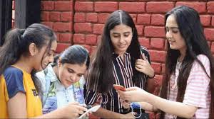 Central board of secondary education (cbse) has suggested conducting the class 12 board exams only for major subjects. Cbse Class 12 Board Exam 2021 Cancellation Good News For Students As Schools Plan To Hold New Set Of Practice Tests
