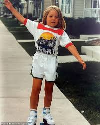 Carrie bickmore, the host of the project, has changed her hair colour for the first time in 16 years as she goes from a blonde to a brunette. Carrie Bickmore Reveals She Had An American Accent At The Age Of 6