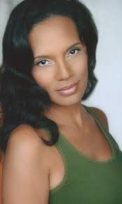Shari Headley Stars At Home And In Community