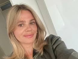 Steve's story: "The noticeable difference now, almost a year later, is that  I drink much less"