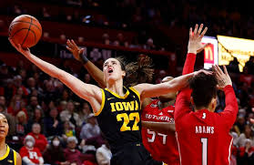 Caitlin Clark has 14th career triple-double to lead No. 4 Iowa women to  103-69 rout of Rutgers | National | gazettextra.com