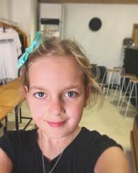 Stolen Selfie When Your Daughter Steals Your Phone For Some Quick Selfies Mia P Beardedbros Geelong Coffeeshop He Selfie Coffee Shop Quick