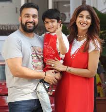 Jun 29, 2021 · shilpa shetty is a fitness inspiration and on monday she dished out massive motivation with her workout video. Pix Shilpa Shetty Celebrates Son Viaan S Birthday Rediff Com Movies