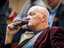De jacht op oorlogsmisdadiger frans van anraat. Online Omroep Van Arnold Karskens Begint Zwarte Pietenjournaal Nos