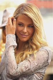 Jennifer Hawkins Style Jennifer Hawkins Hair Blonde Beauty Perfect Blonde