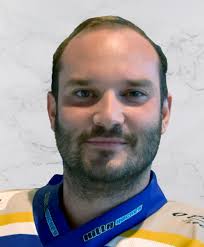 Hochzeit, Vaterfreuden, Hausbau, Eishockey: Maximilian Ott ist weiterhin  dabei