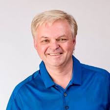 Gillian Deacon (@GillyDeacs)