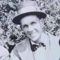 Delores Dunham's Instagram, Twitter & Facebook