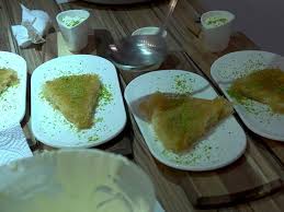 Kadayif Kunefe Mit Kaymak Rezept Mit Bild Rezept In 2020 Rezepte Das Perfekte Dinner Perfektes Dinner Rezepte