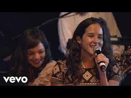 El festival contará con la presencia de cantantes como: Amor De Mis Amores Natalia Lafourcade Cifra Club