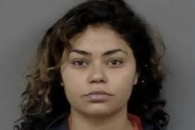 Leigh Carpenter's Instagram, Twitter & Facebook