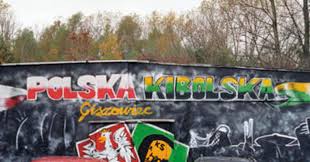 O godzinie 12:40 rozpoczęły się 66. Wilczyk Swieta Wojna Miedzy Kibicami