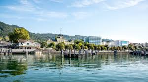Bregenz pano 1.jpg3,951 × 2,180; Bregenz Lindau Bodensee