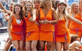By continuing to browse this site you are agreeing to our use of cookies. Konigstag Amsterdam Boot Mieten Rederij Prinsengracht