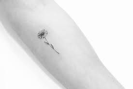 Great Images Birthday Flowers Tattoo Thoughts If You Are Seeking Any Careful And Also Exciting Birthday Ce In 2021 Daisy Tattoo Small Daisy Tattoo Daisy Flower Tattoos