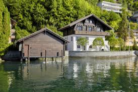 Es steht in erster reihe am teterower see in der mecklenburgischen schweiz. Umbau Chalet Am See Architekturprojekte Baudokumentation Ch