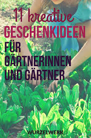 Sowohl für menschen, die schon alles haben, als auch für menschen, die noch vieles brauchen, finden sie hier geniale geschenke rund um haushalt, haus und garten. 11 Nutzliche Geschenkideen Fur Gartnerinnen Und Gartner Wurzelwerk