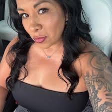 Hello, I've just moved here a few months ago and I'm looking for a good  recommendation of a tattoo place/artist. Thank you 😊