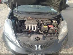 Debut in 2006 and promptly won our endorsement as the best of a new breed of subcompacts—little cars that deliver more than just basic transportation and attractive mpg numbers. Honda Fit 2009 Black 1 5l Vin Jhmge88249s068046 Free Car History