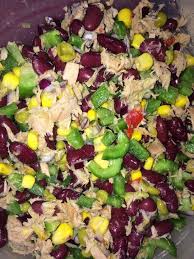 Kidneybohnen Salat Mit Thunfisch Und Kase Von Kigo Chefkoch Salat Mit Thunfisch Kidneybohnen Thunfisch Salat Rezept