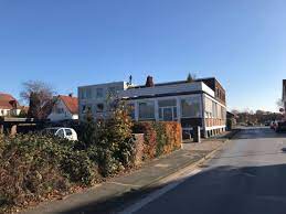 Wir beräumen ihre wohnung in halle (westfalen) schnell und zuverlässig und übergeben alles besenrein. 4 Zimmer Wohnung Zu Vermieten 33790 Halle Westfalen Mapio Net