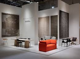 Salone Del Mobile 2019 Milanon Huonekalumessujen Parhaat Design Stories Milan Furniture Chair Design Wooden Showroom Design