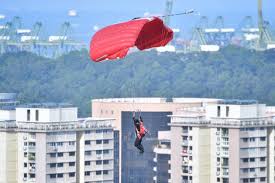 Jan 29, 2016 · us, china must find common ground or war could ruin us all, said singapore pm lee hsien loong. Red Lions Spotted Conducting Free Fall Jumps In The Heartland Singapore News Top Stories The Straits Times