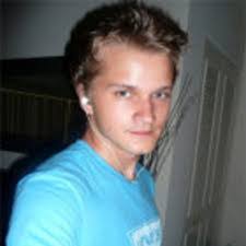 Adam Polak's Instagram, Twitter & Facebook